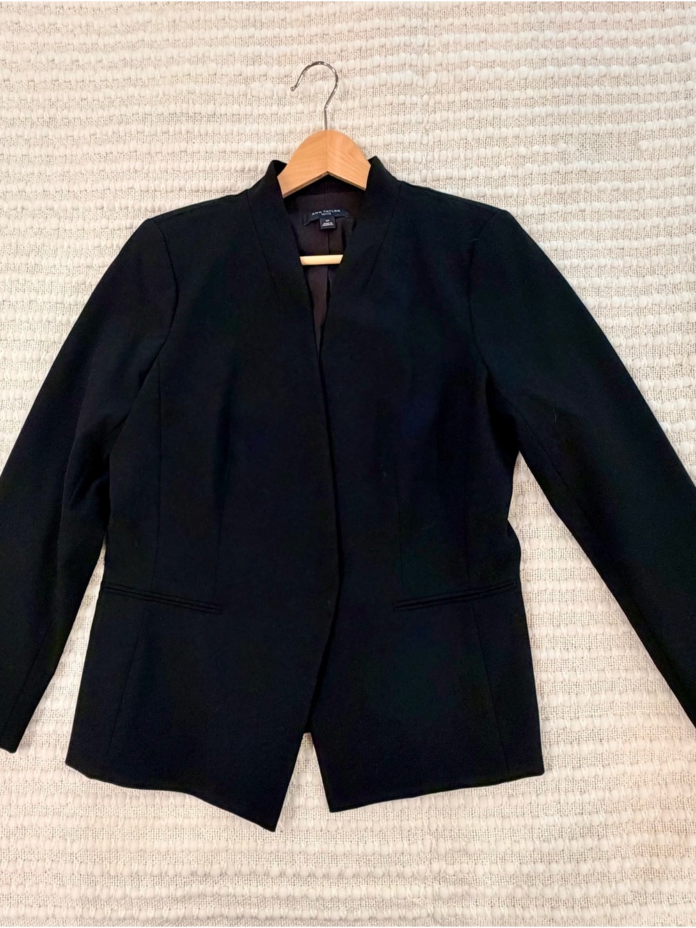 Ann Taylor Classic Black Collarless Hidden Button Blazer